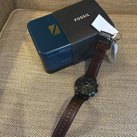 Men’s genuine, leather fossil watch - Picture 5 of 7